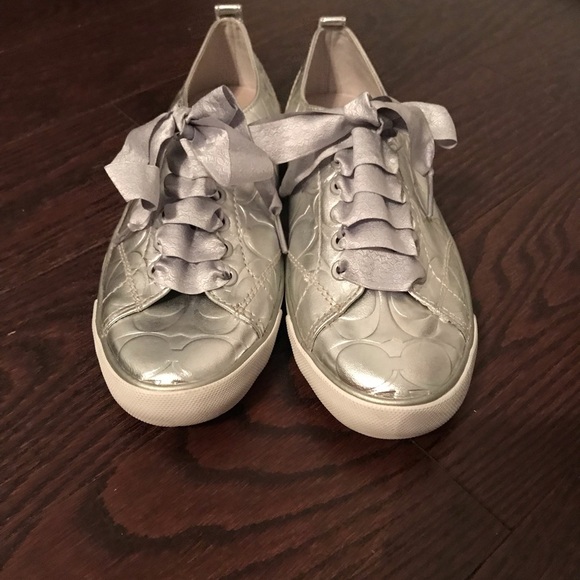 coach sneakers - Picture 2 of 3